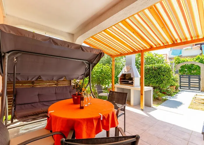 Emina Apartamento Nin