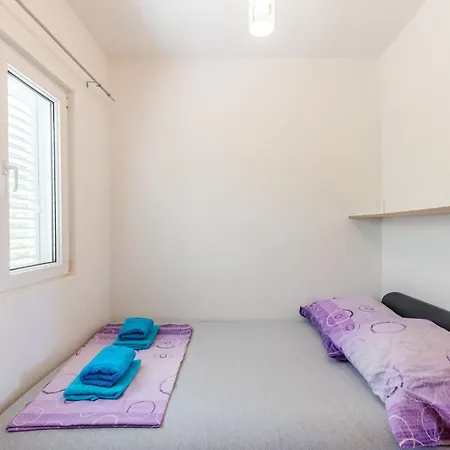 Emina Apartamento