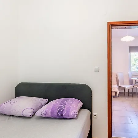 Emina Apartamento